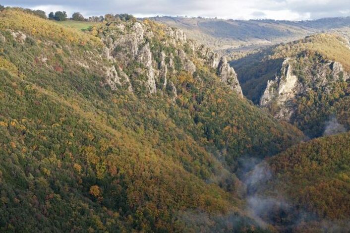 Rezerwat Przyrody Rokkoni i Dolina Sokołów - 58053 Roccalbegna GR | Secret World Trip Planner