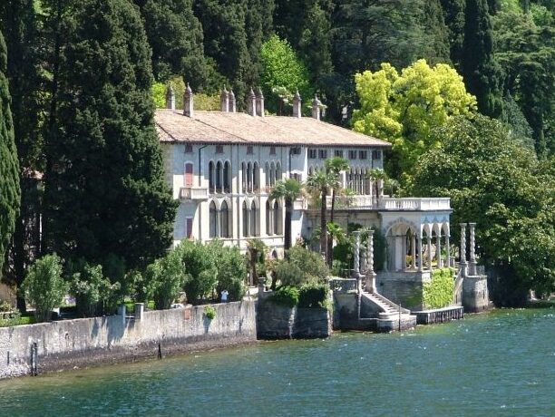 La Villa Monastero e il suo spettacolare giardino botanico - Varenna | Secret World Trip Planner