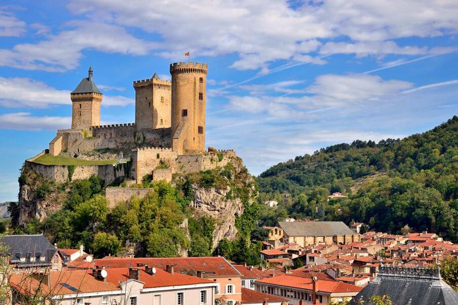 O castelo medieval de Foix - Foix | Secret World Trip Planner