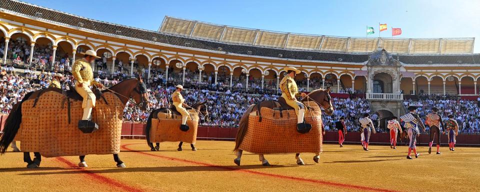 Plaza de Toros de la Maestranza - Sevilla | Secret World Trip Planner