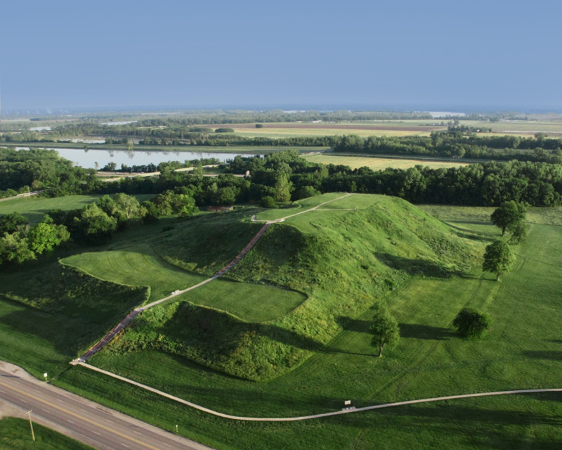 Cahokia-Hügel - Cahokia | Secret World Trip Planner