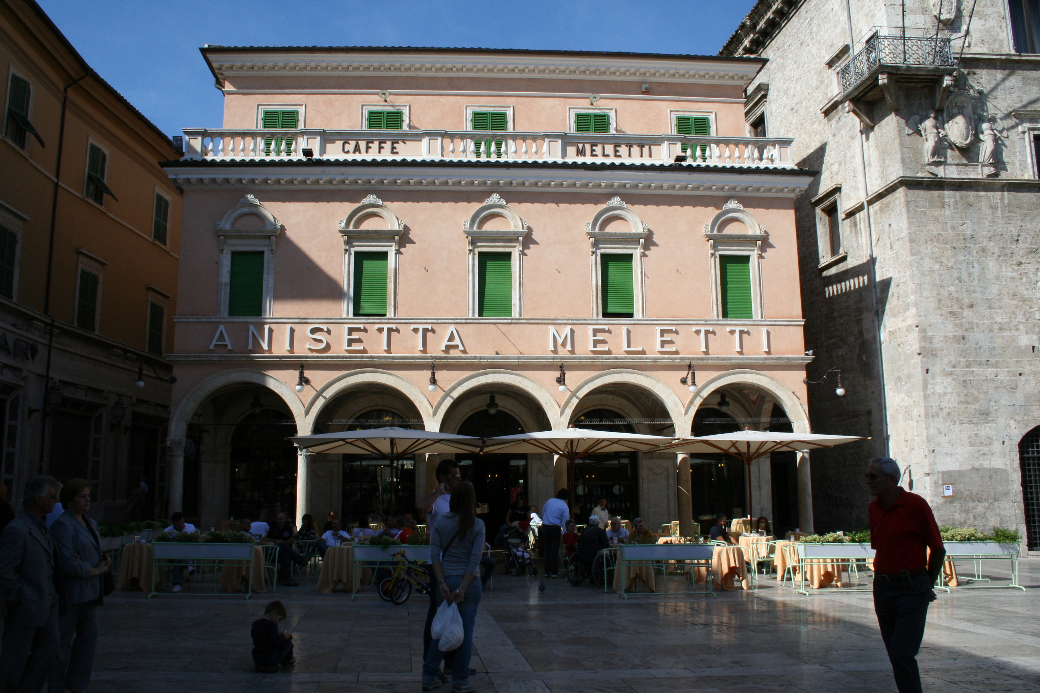 Marken und Lebensmittel | Weiche Oliven von Ascolana - Ascoli Piceno | Secret World Trip Planner