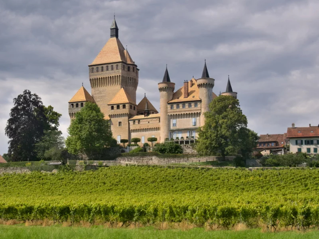 Kasteel Vufflens - Vufflens-le-Château | Secret World Trip Planner