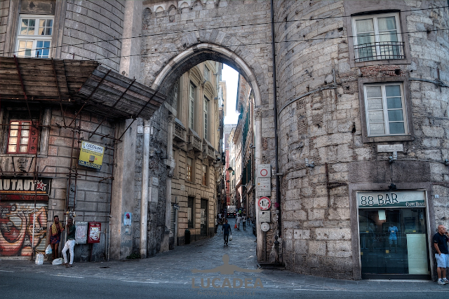 De spectrale wagen van Porta dei Vacca - Genova | Secret World Trip Planner