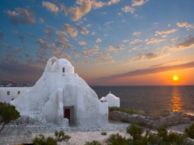 파나기아 파라포르티아니 교회 - Mikonos | Secret World Trip Planner