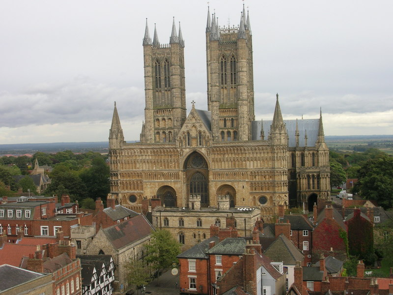 Kathedrale von Lincoln - Minster Yard | Secret World Trip Planner
