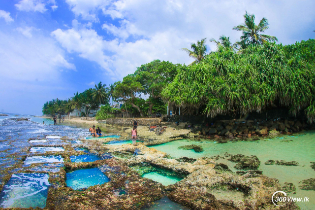 A piscina de pedra Thalpe em Galle - Talpe | Secret World Trip Planner
