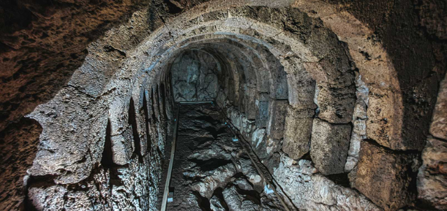 Tajemnice Necromanteiona z Ephyry - Mesopotamos | Secret World Trip Planner