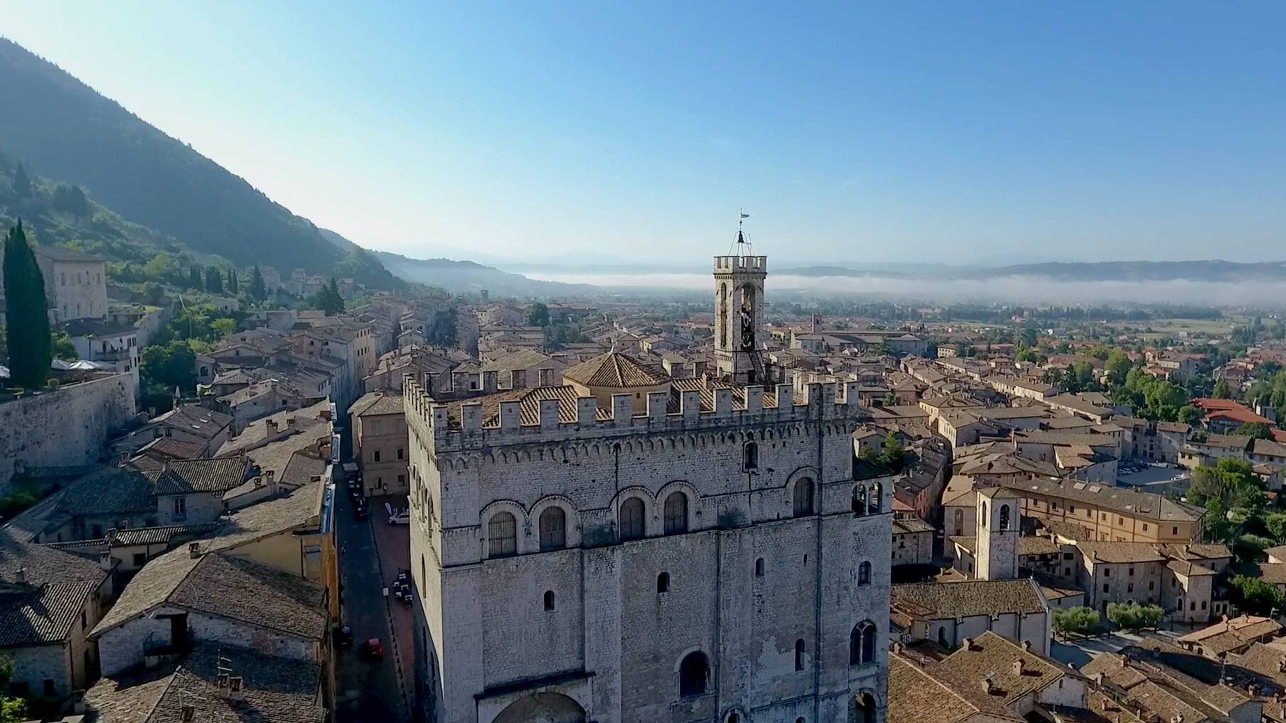 Gubbio é uma antiga cidade da Úmbria. - Gubbio | Secret World Trip Planner
