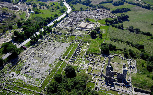 O sítio arqueológico de Filipos, - Filippi | Secret World Trip Planner