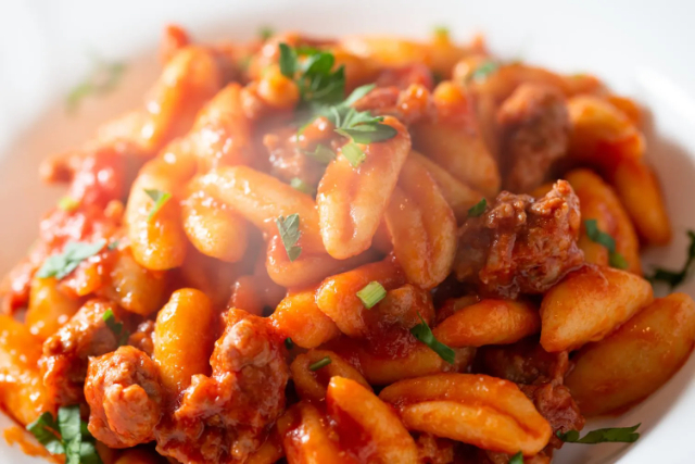 cavati met saus — Ragusa