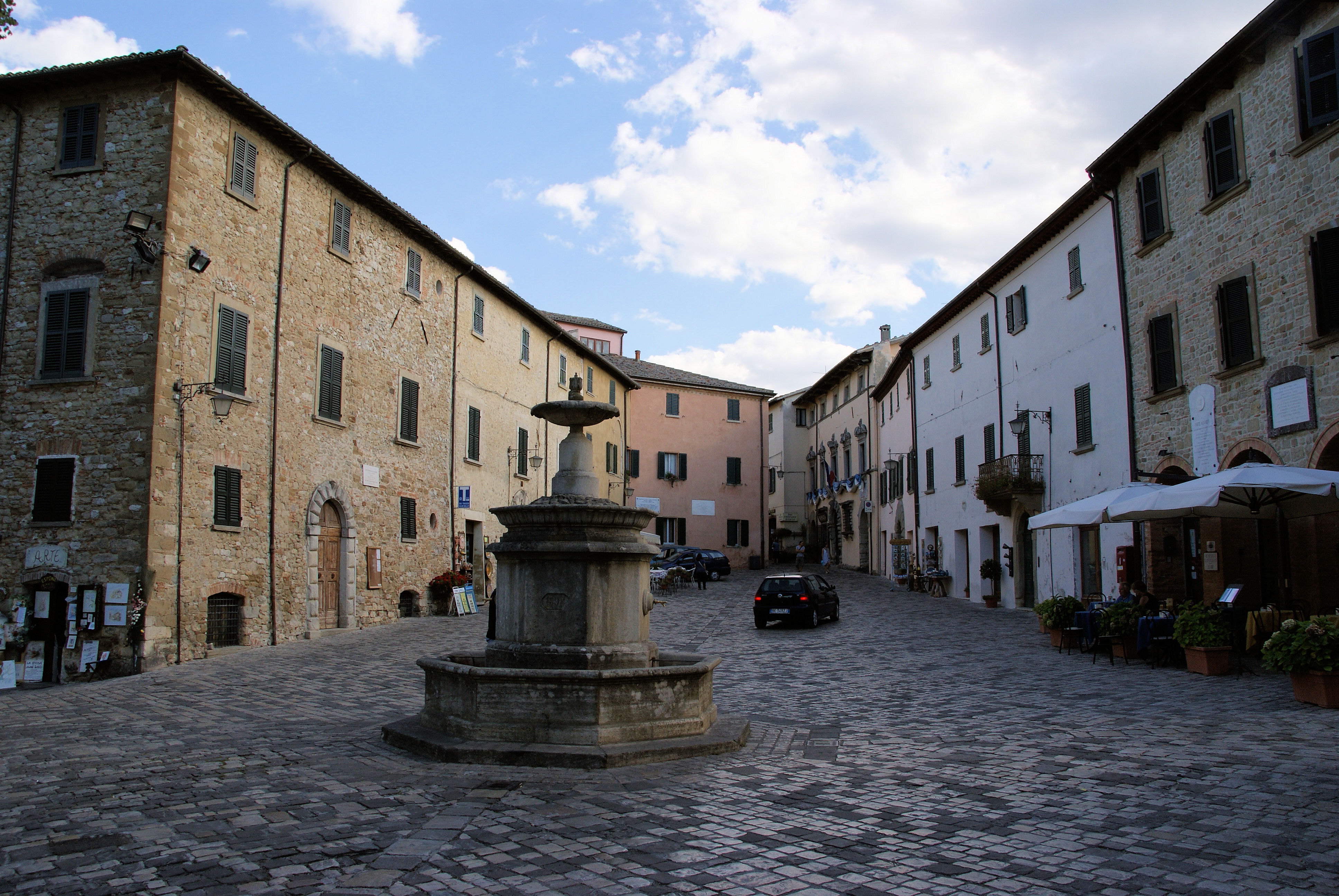 San Leo een betoverd dorp - San Leo | Secret World Trip Planner