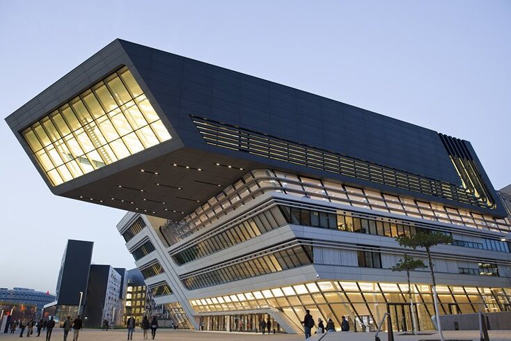 Zaha Hadid i biblioteka Wiednia - Wien | Secret World Trip Planner
