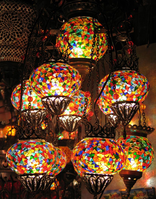 Mosaicos de vidro - Mimar Mehmet Ağa Cd. No:2 | Secret World Trip Planner