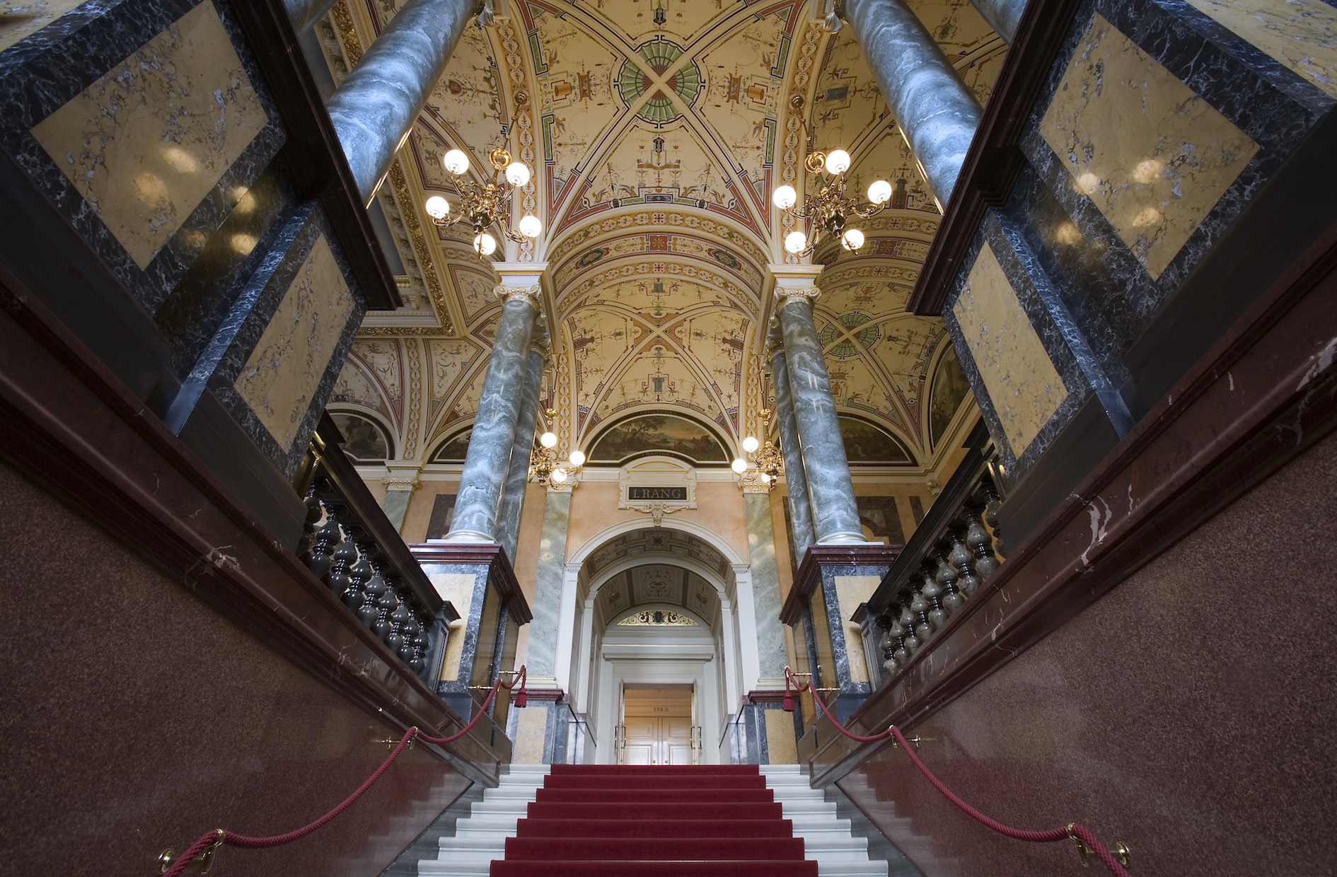 Semper Opera House - Dresden | Secret World Trip Planner
