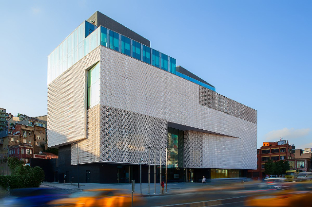 Museu de Arte Moderna de Istambul - Tophane İskele Cd. No:1/1 | Secret World Trip Planner