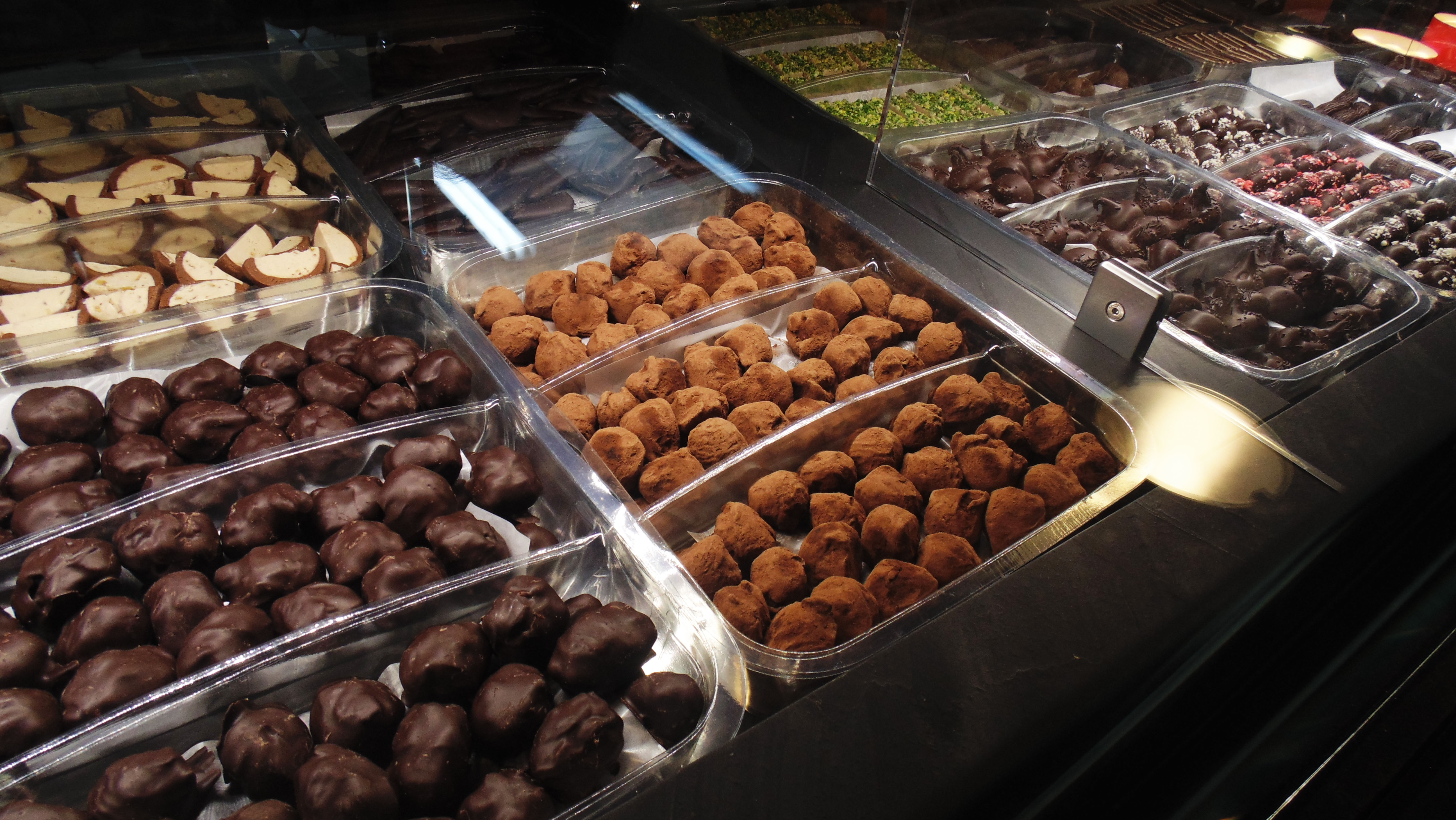 Homo Odin chocolade - Napoli | Secret World Trip Planner