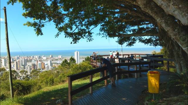モロ・ダ・クルスのスペクタクル - Itajaí - SC | Secret World Trip Planner