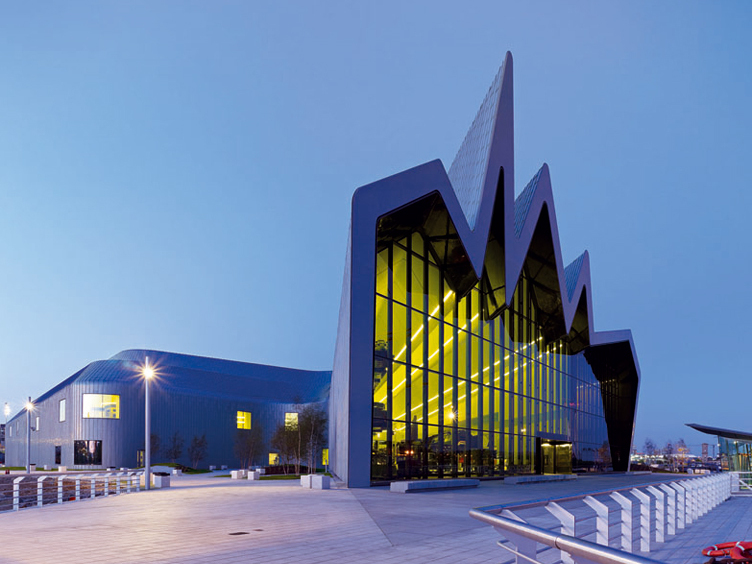 Zaha Hadid : le musée Riverside — Partick