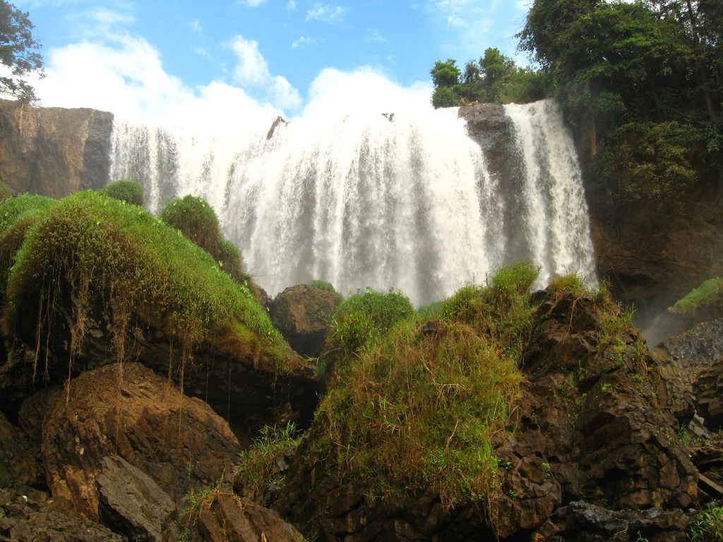 Le Cascate dell’Elefante ( Lieng Rowoa Waterfall ) - Lâm Hà District | Secret World Trip Planner