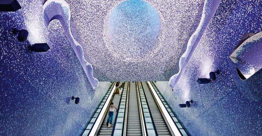 Toledo: najpiękniejsze Metro w Europie - Napoli | Secret World Trip Planner