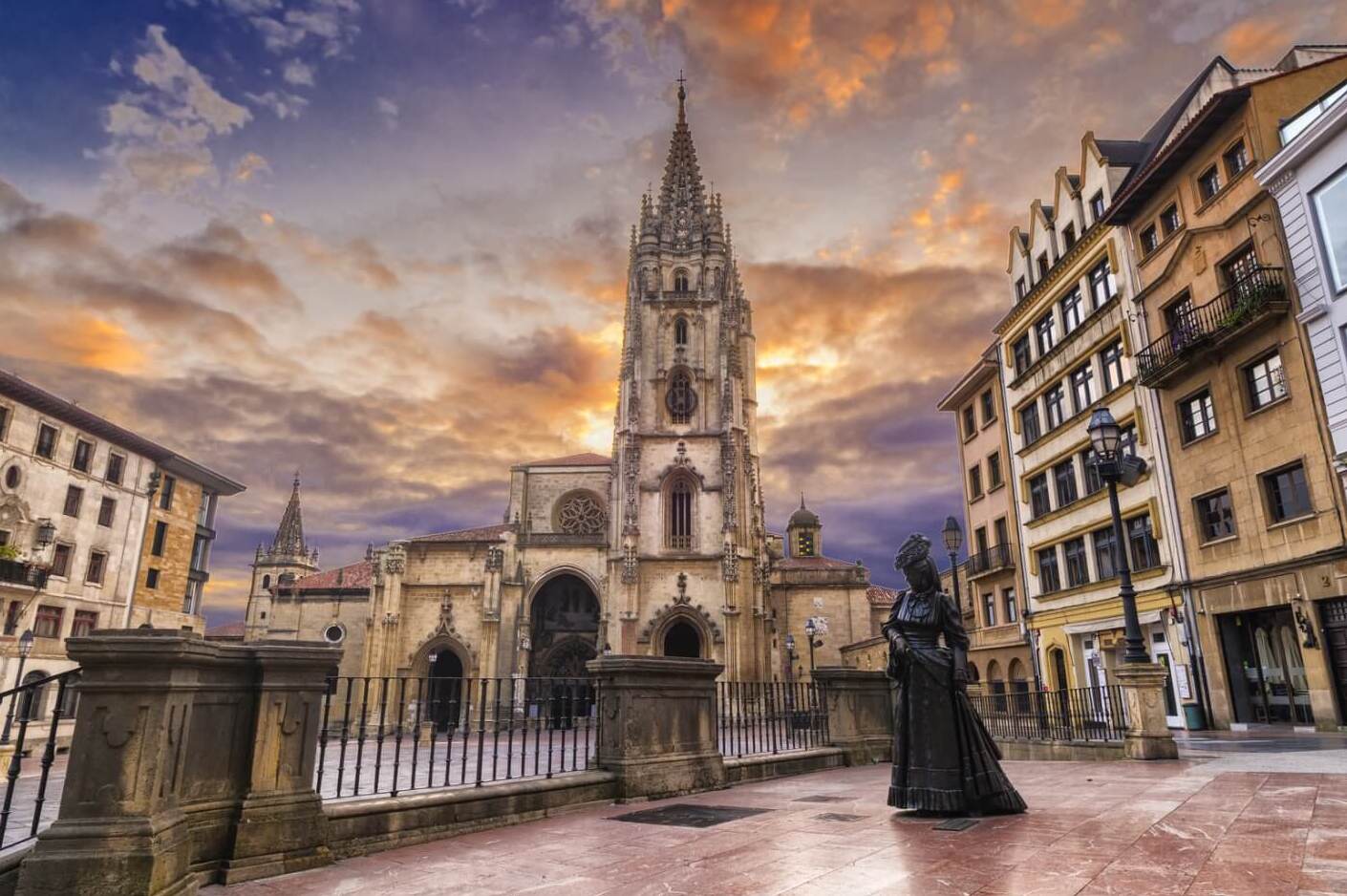 The Cathedral of the Holy Savior of Oviedo - Oviedo | Secret World Trip Planner