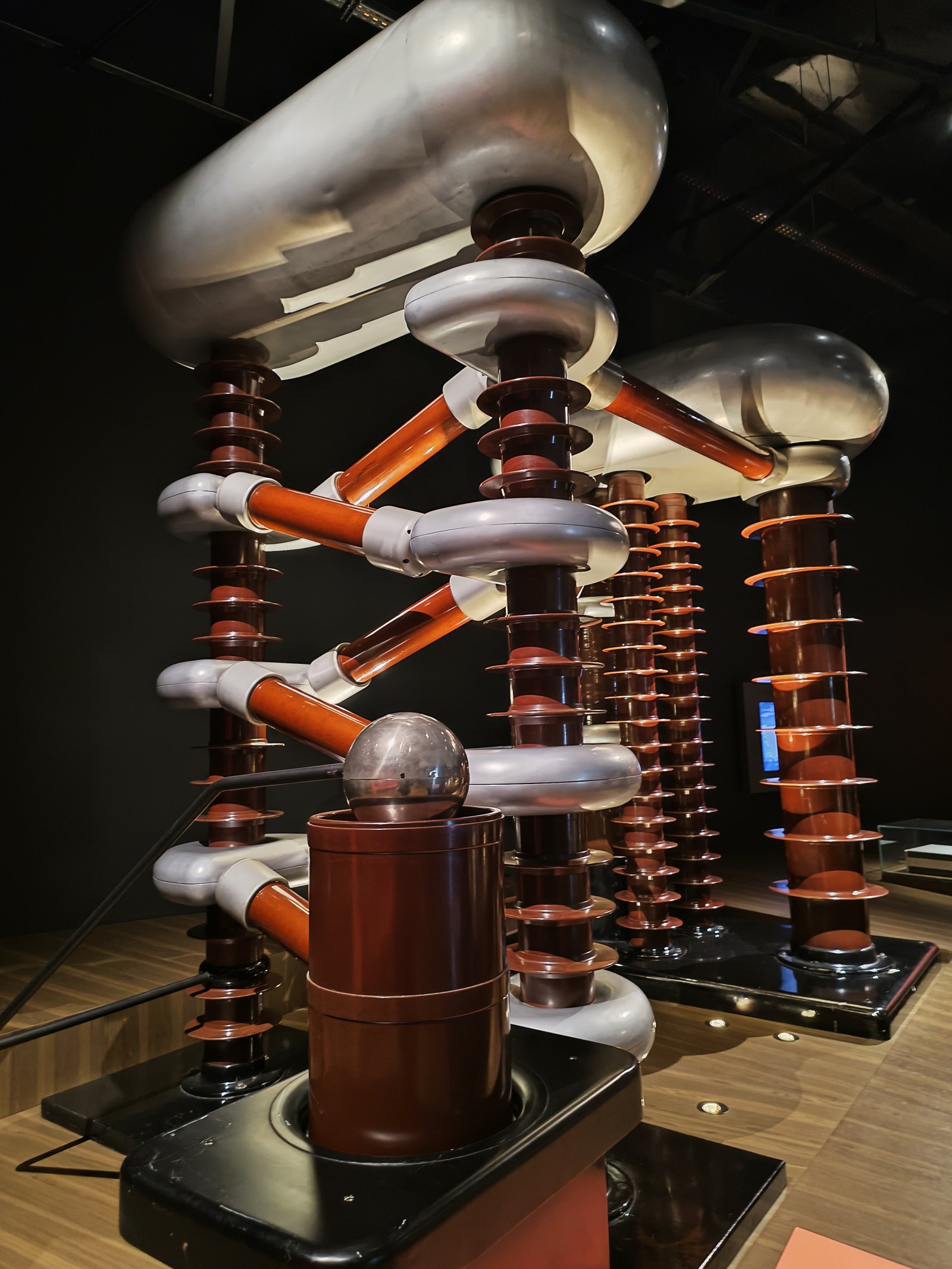 Muzeum Confluence w Lyonie - Lyon | Secret World Trip Planner