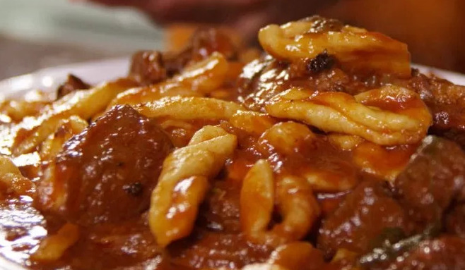 Fsilli mit Hasensauce - Pescara | Secret World Trip Planner