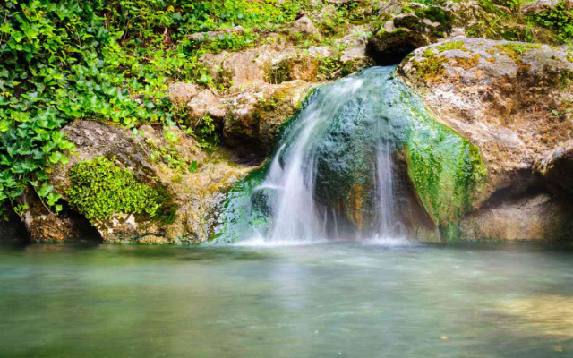Park Narodowy Hot Springs - Hot Springs | Secret World Trip Planner
