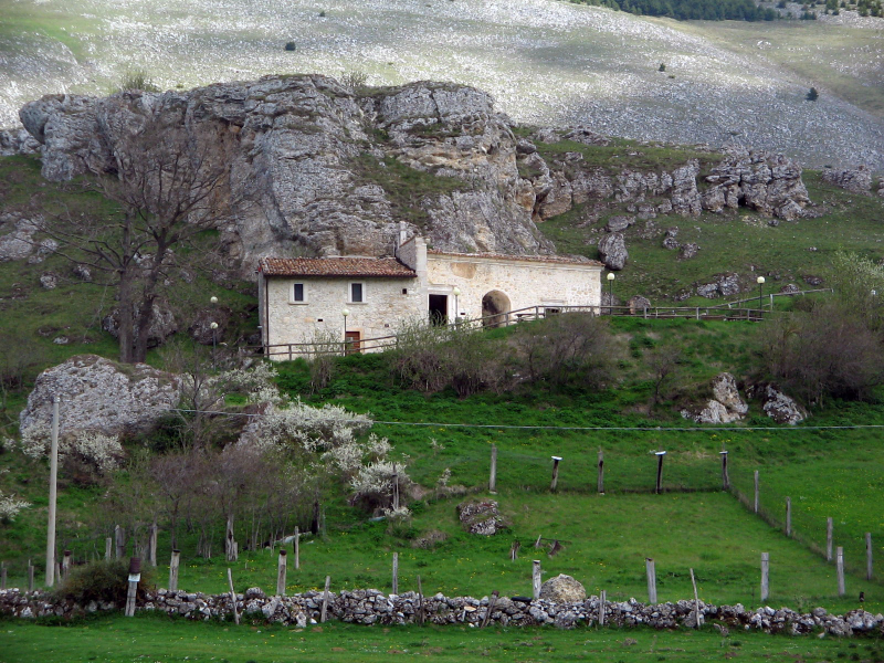Hermitage van San Michele - Pescocostanzo | Secret World Trip Planner