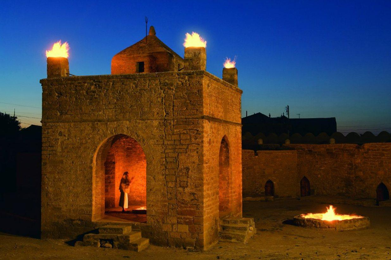 Ateshgah, el templo del fuego de Bakú - Tazeh Kand-e-Nosrat Abad | Secret World Trip Planner