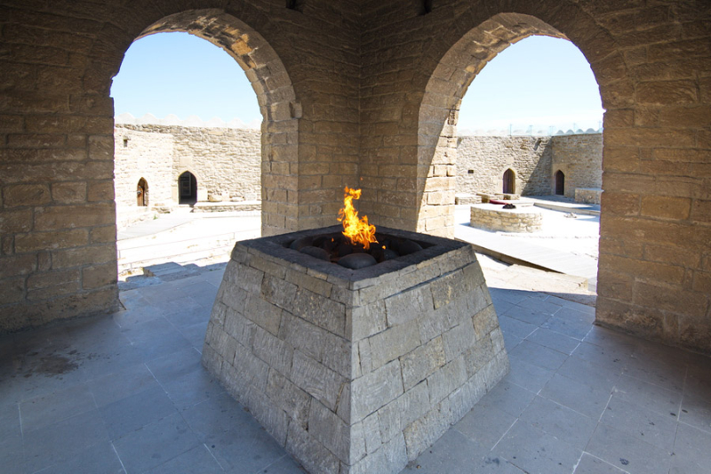 Ateshgah, el templo del fuego de Bakú - Tazeh Kand-e-Nosrat Abad | Secret World Trip Planner