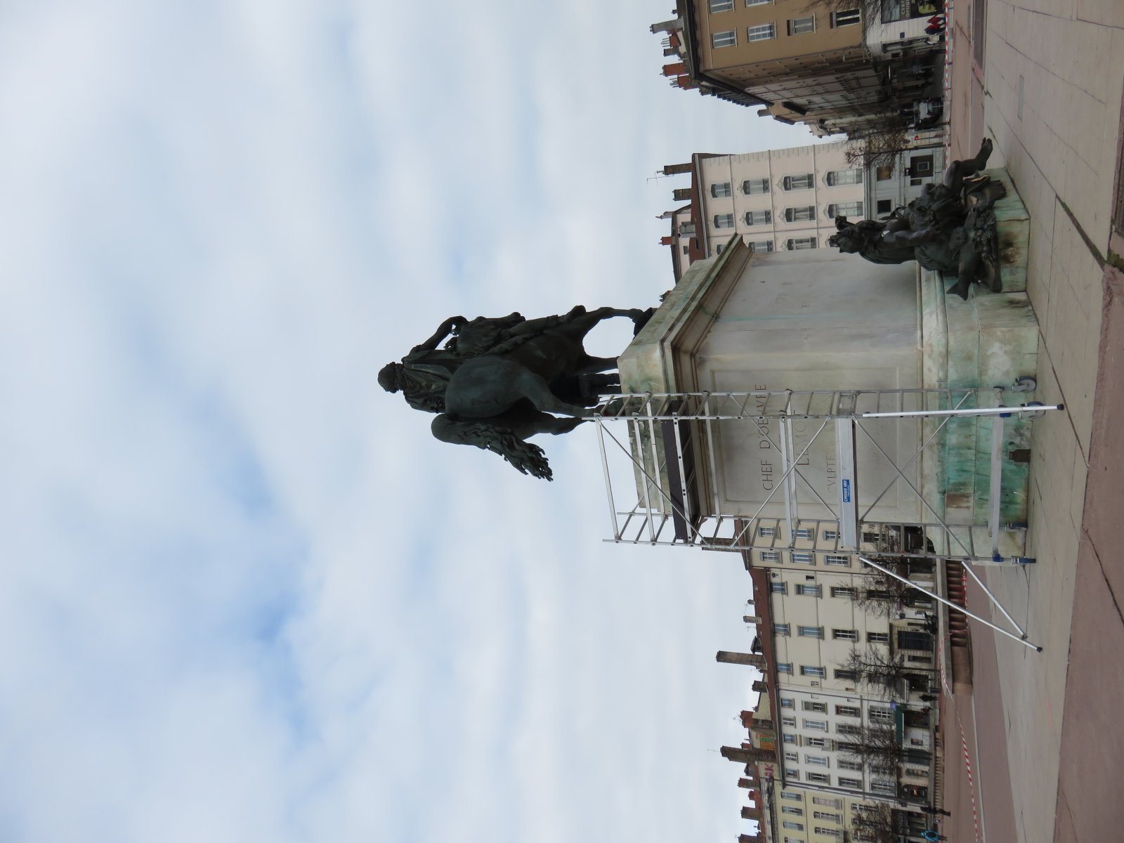 Place Bellecourt, Serce Lyonu - Lyon | Secret World Trip Planner
