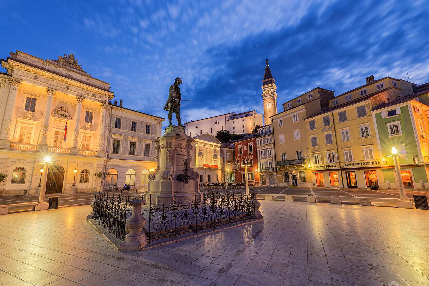 Rathaus Piran — Piazza Tartini