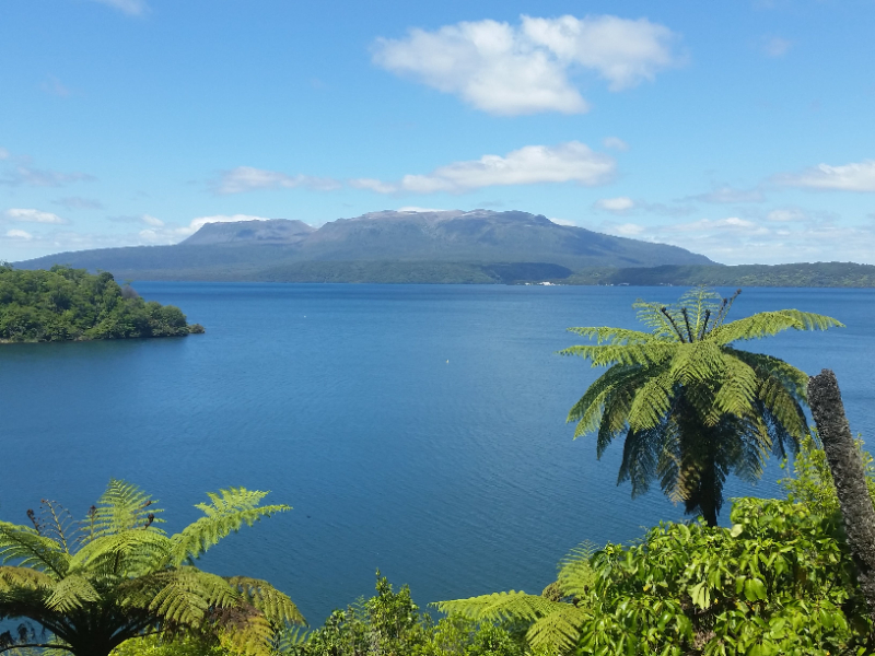 Lago Tarawera - Rotorua | Secret World Trip Planner