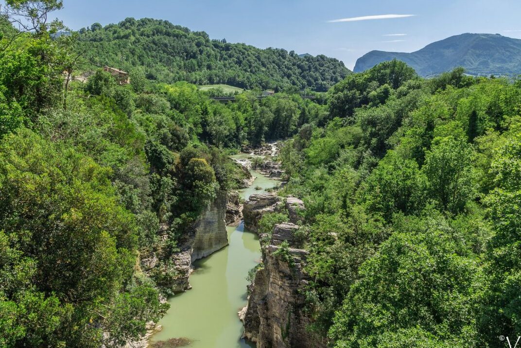 Marche: le Marmitte dei Giganti - 5 | Secret World Trip Planner