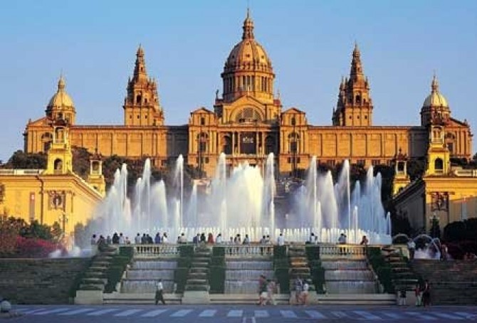 モンジュイックの魔法の噴水 - Barcelona | Secret World Trip Planner