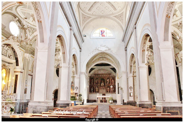 Moeder Kerk - Noci | Secret World Trip Planner