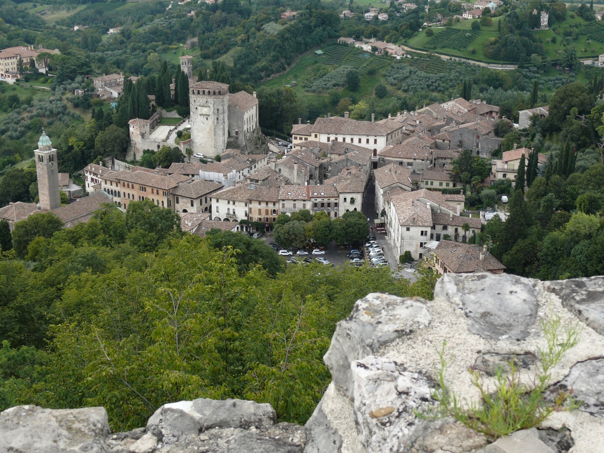 Азоло - 31011 Asolo TV | Secret World Trip Planner