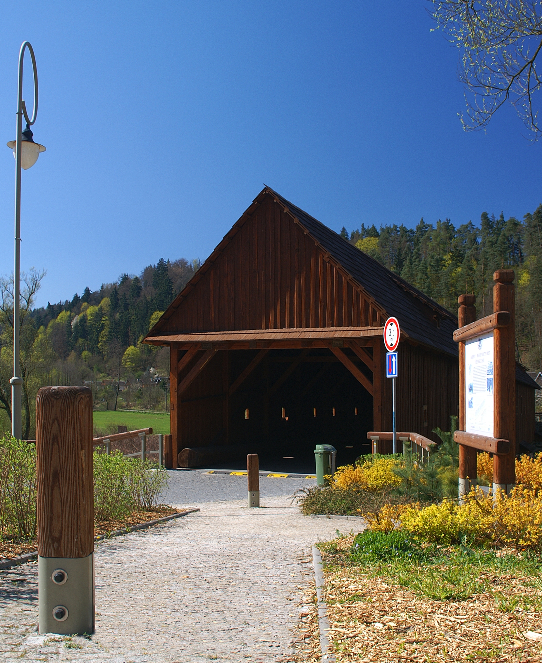 Puente de madera de Radošovský - Kyselka | Secret World Trip Planner