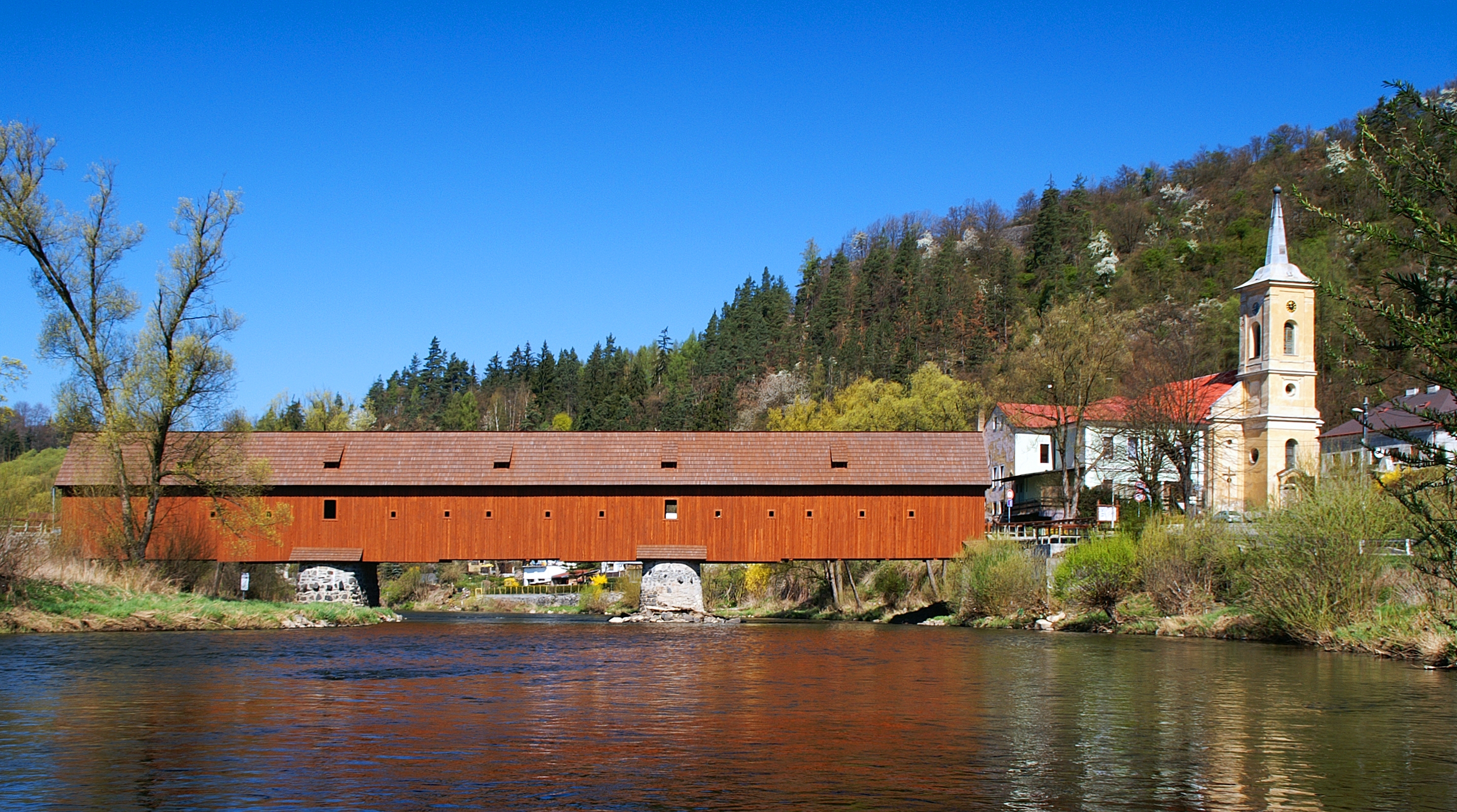Puente de madera de Radošovský - Kyselka | Secret World Trip Planner