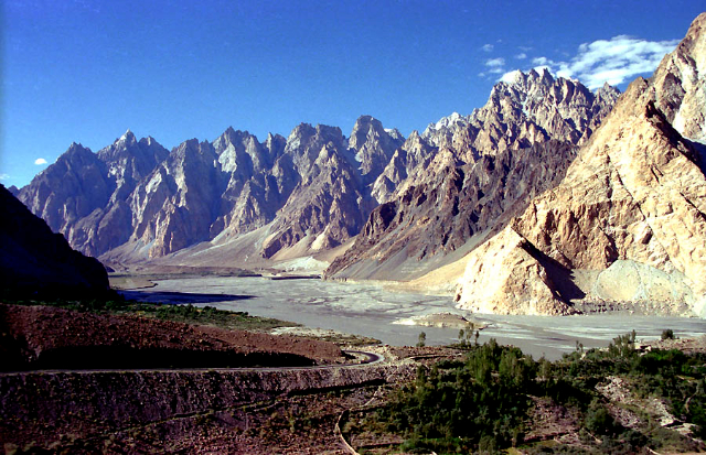 The Passu Cathedral peaks - Hunza Nagar | Secret World Trip Planner