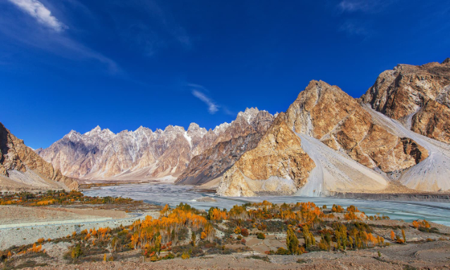 The Passu Cathedral peaks - Hunza Nagar | Secret World Trip Planner