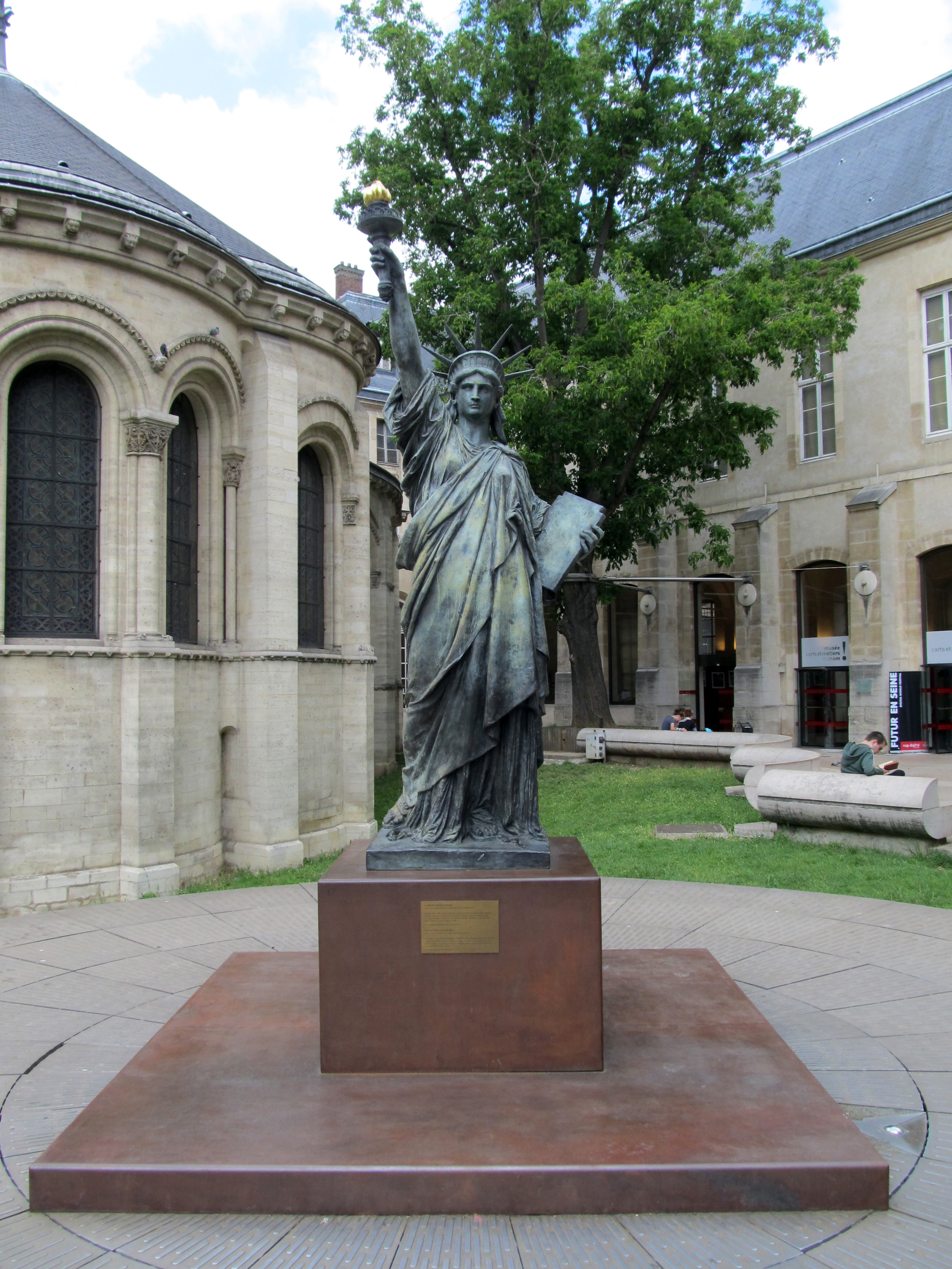 Museu de Artes e ofícios - Paris | Secret World Trip Planner