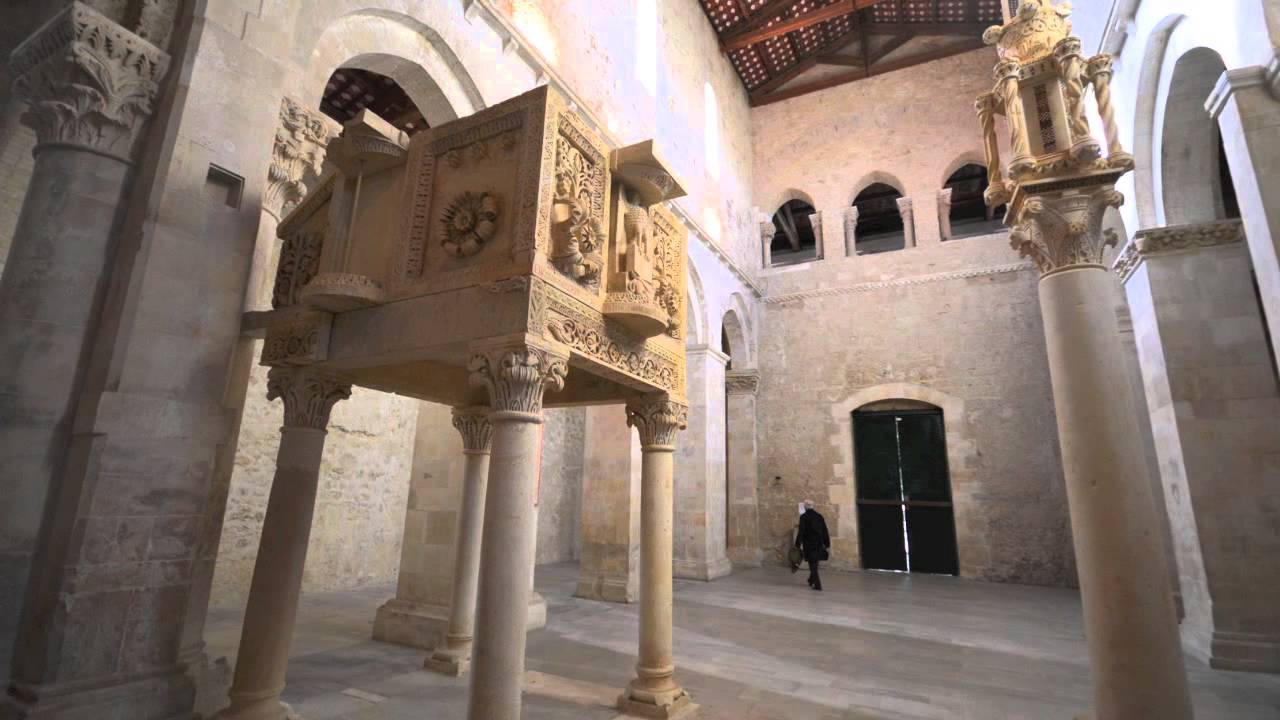 Abdij van San Clemente a Casauria - San Clemente | Secret World Trip Planner