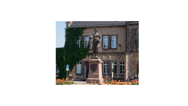 弗洛拉女神(The Goddess Flora - Quedlinburg | Secret World Trip Planner