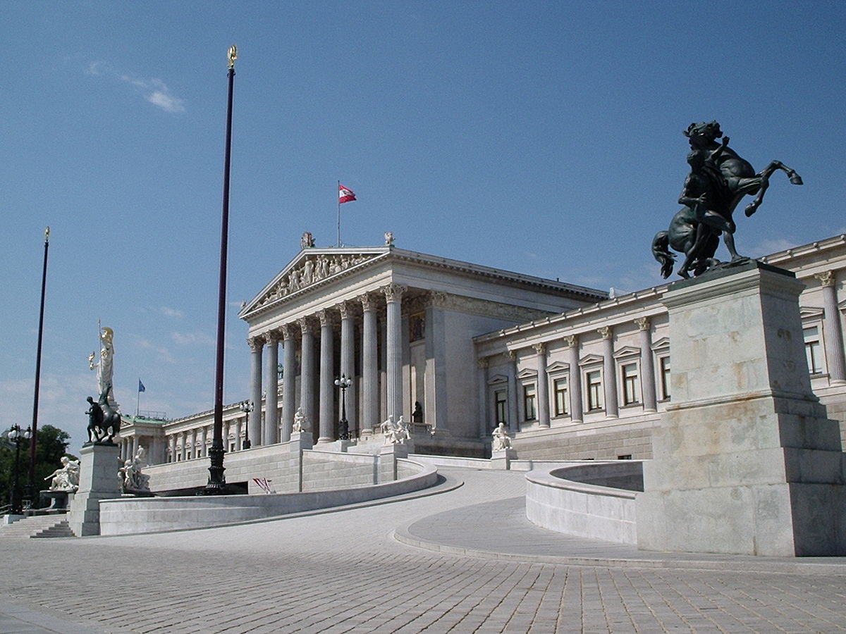 Oostenrijkse Parlementsgebouw - Wien | Secret World Trip Planner