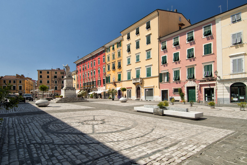 Piazza Alberica - Carrara | Secret World Trip Planner