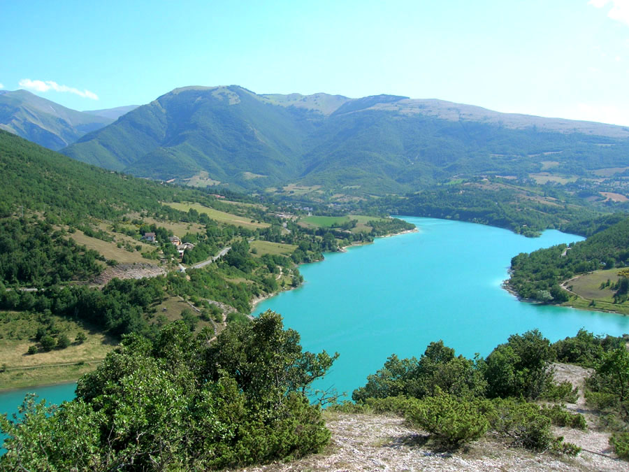 Fiastra-meer - Lago di Fiastra | Secret World Trip Planner