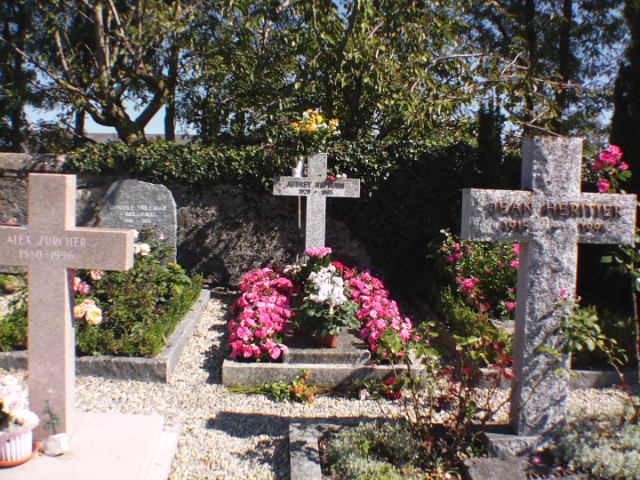 Tomba van Audrey Hepburn - Tolochenaz | Secret World Trip Planner